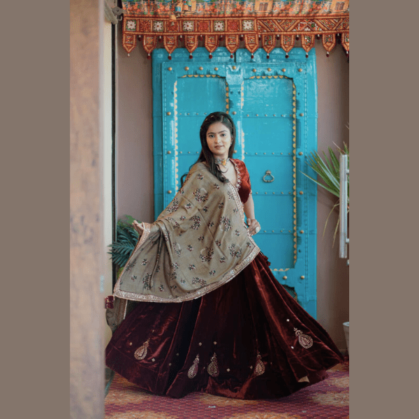 Chaniya choli - Ready to Wear Vintage look velvet chaniya choli - India shopping