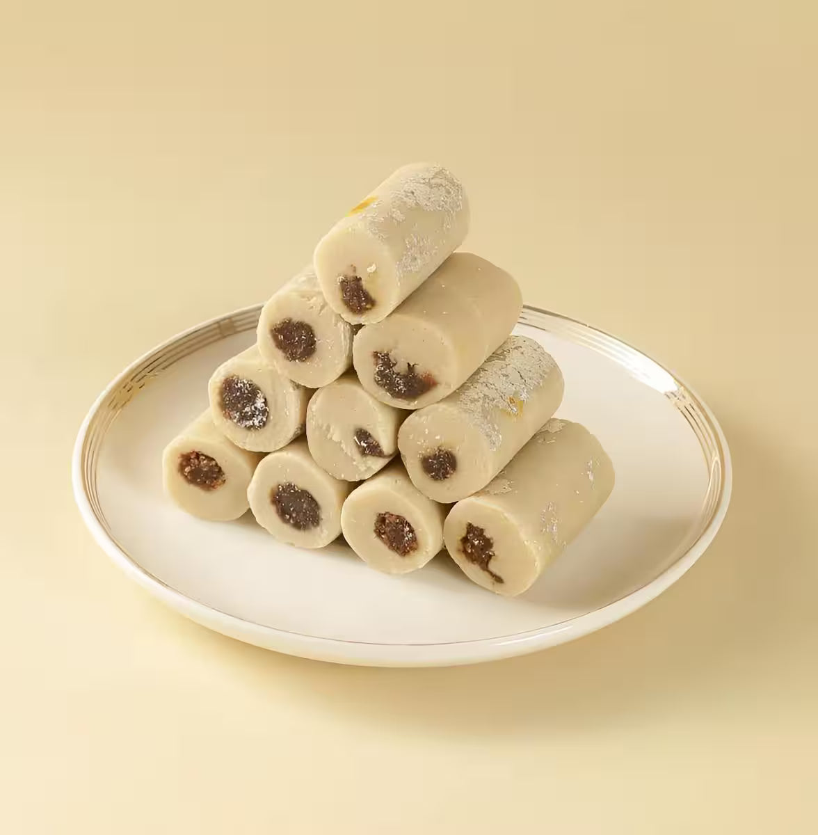 Madhvi Dairy Kaju Anjir Roll | 500 gms