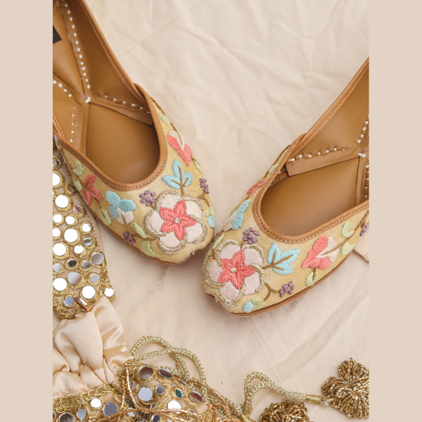 Juttis- Multi Color Embroidered Gulner Pastel Flower | Premium Juttis