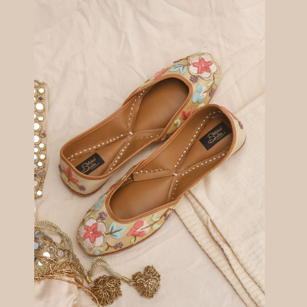 Juttis- Multi Color Embroidered Gulner Pastel Flower | Premium Juttis