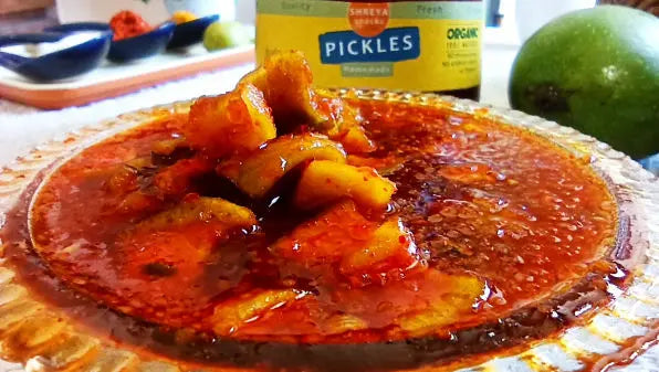 Shreya Snacks Gol Keri Pickle - 500 gms