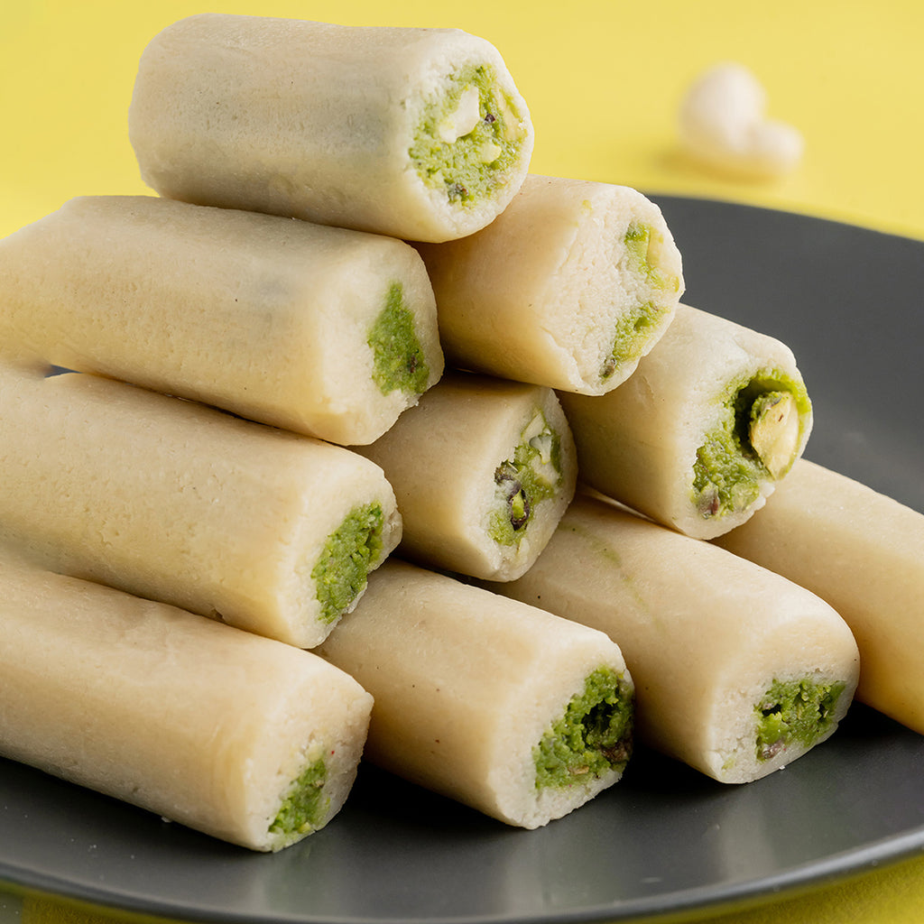 Vellanki Foods Kaju Pista Rolls 500 gms