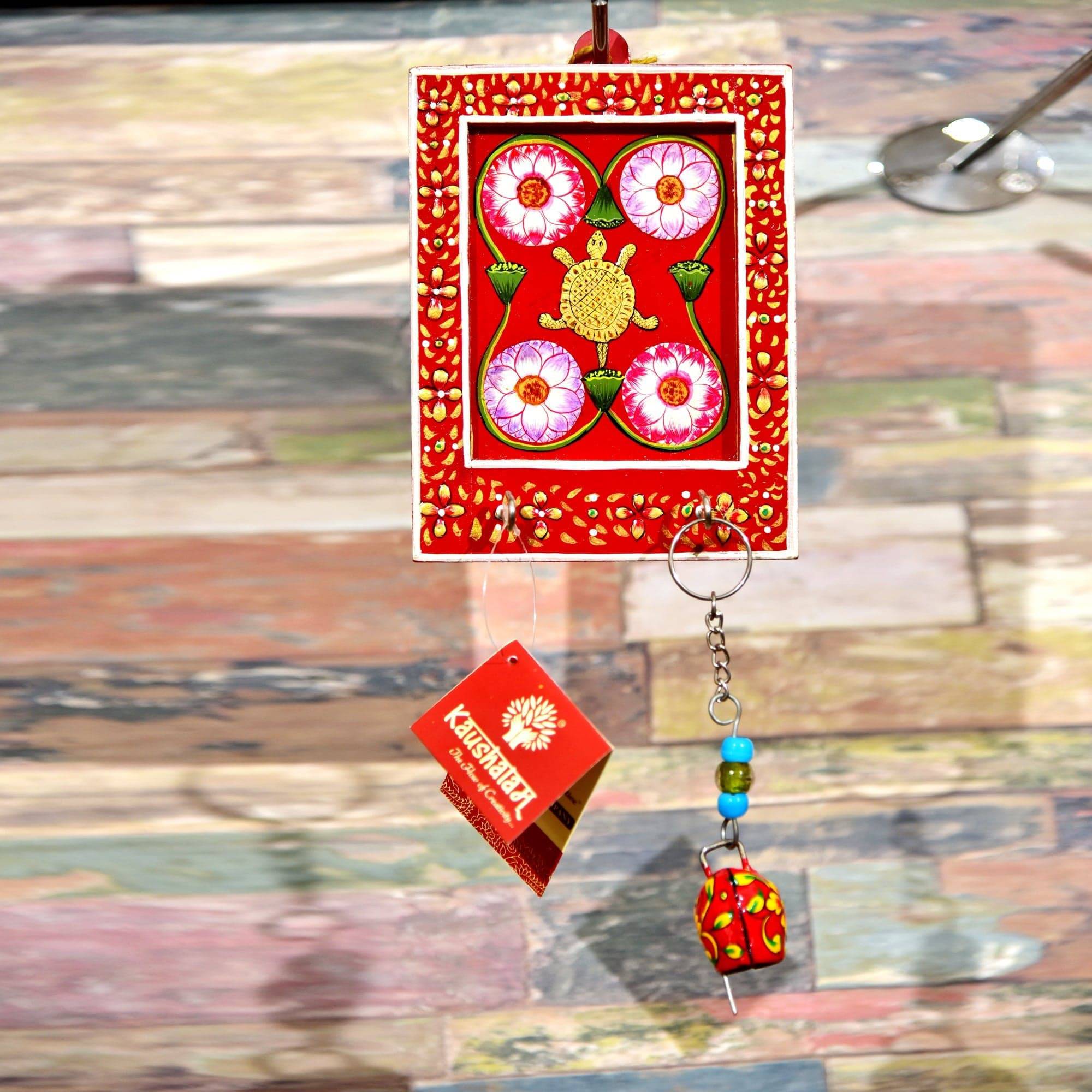 KEY CHAIN HOLDER: 2 KEYS: PICHWAI ART - India shopping