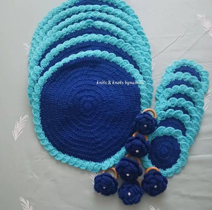 Knits and Knots Indore Dual Blue Table Mats Set (Set of 6 Mats, 6 Coasters & 6 Napkin Holders) - India shopping