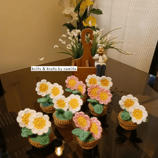 Crochet Floral Decorative Sticks - India shopping