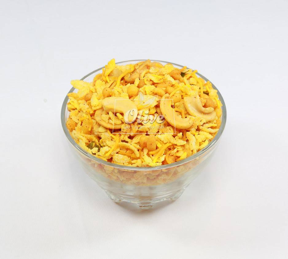 Olive Mithai Shop Kaju Mixture 500 gms - India shopping