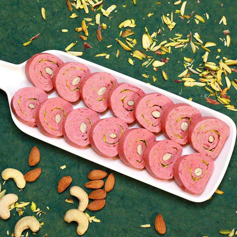 Olive Mithai Shop Strawberry Crispy Roll 500 gms - India shopping