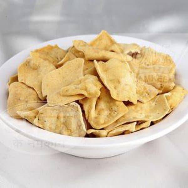 Om Namkeen Besan Papdi Plain - 200 gms - India shopping