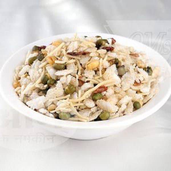 Om Namkeen Kanda Chiwda - 200 gms - India shopping