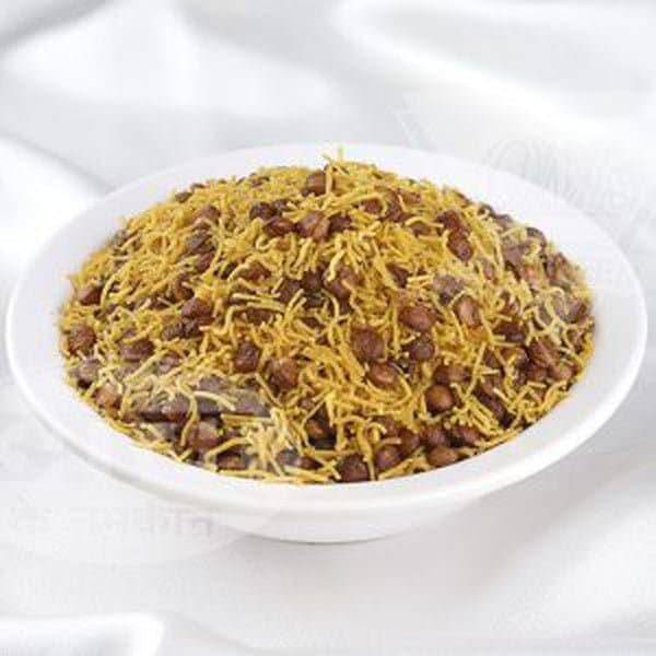 Om Namkeen Dalmoth - 250 gms - India shopping