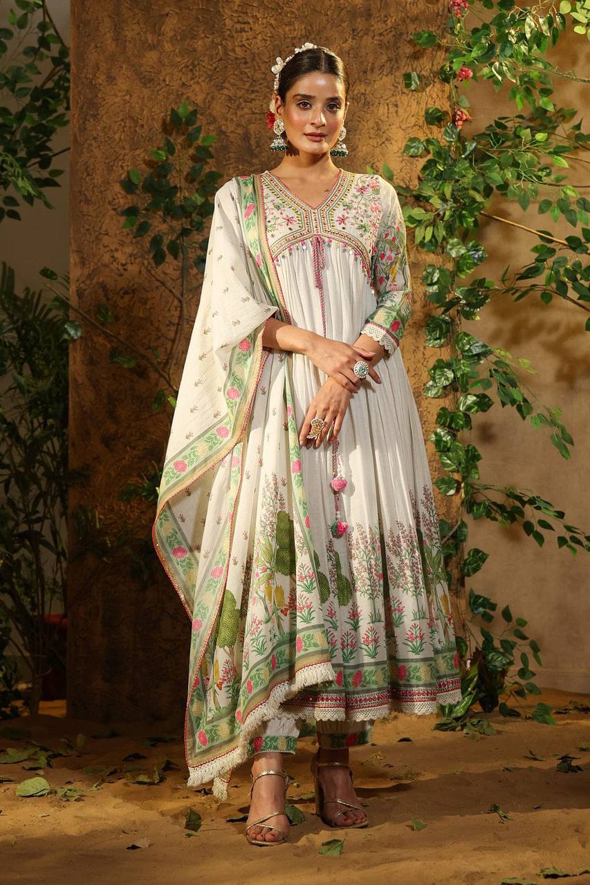 Premium Muslin Alia Cut Suit |  Pakistani Style Suit