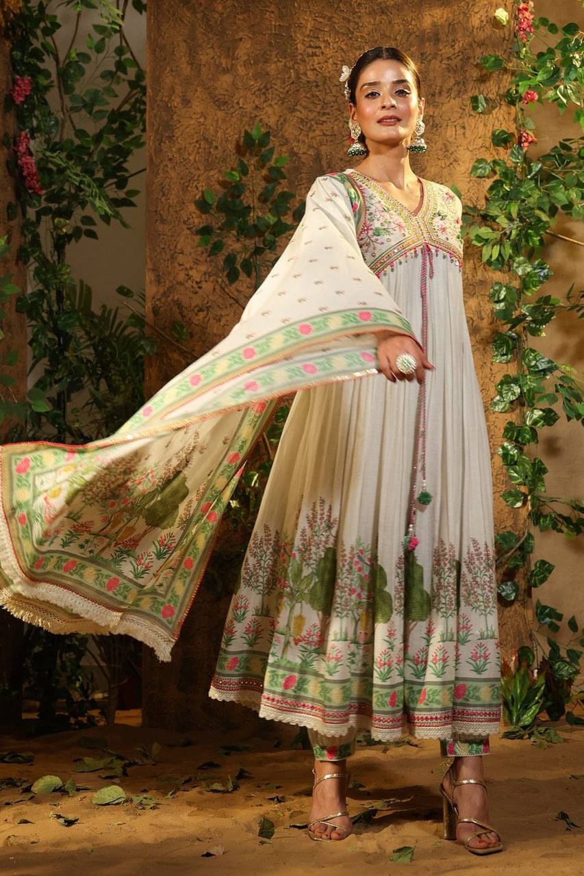 Premium Muslin Alia Cut Suit |  Pakistani Style Suit