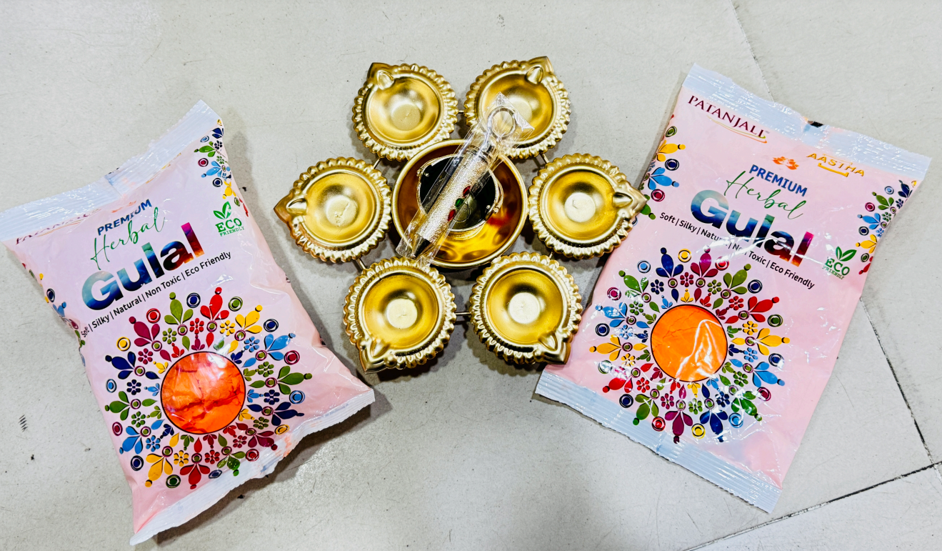 Holi Trio Set : Bucket Pichkari And Diya Urli | Set Of 2