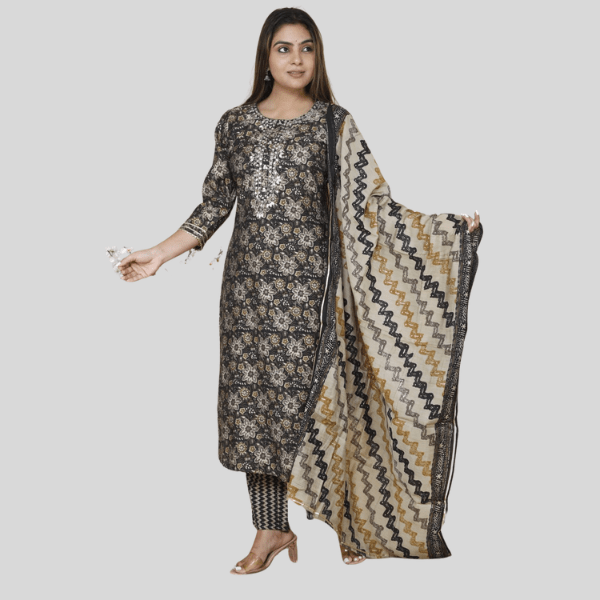 Women's Suit- With Heavy Dupatta - India shopping