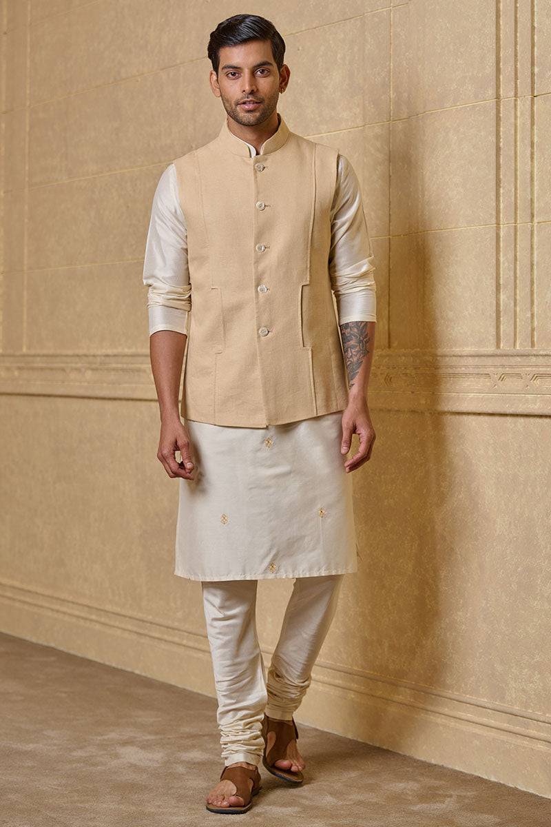 Tasva Cream Single Bundi With Inseam Pocket Detail - India shopping